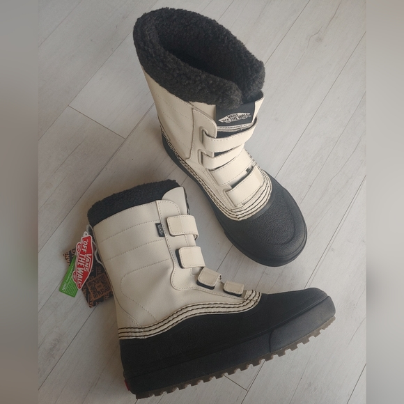 VANS NEW Standard V Snow MTE Boots - Picture 7 of 10